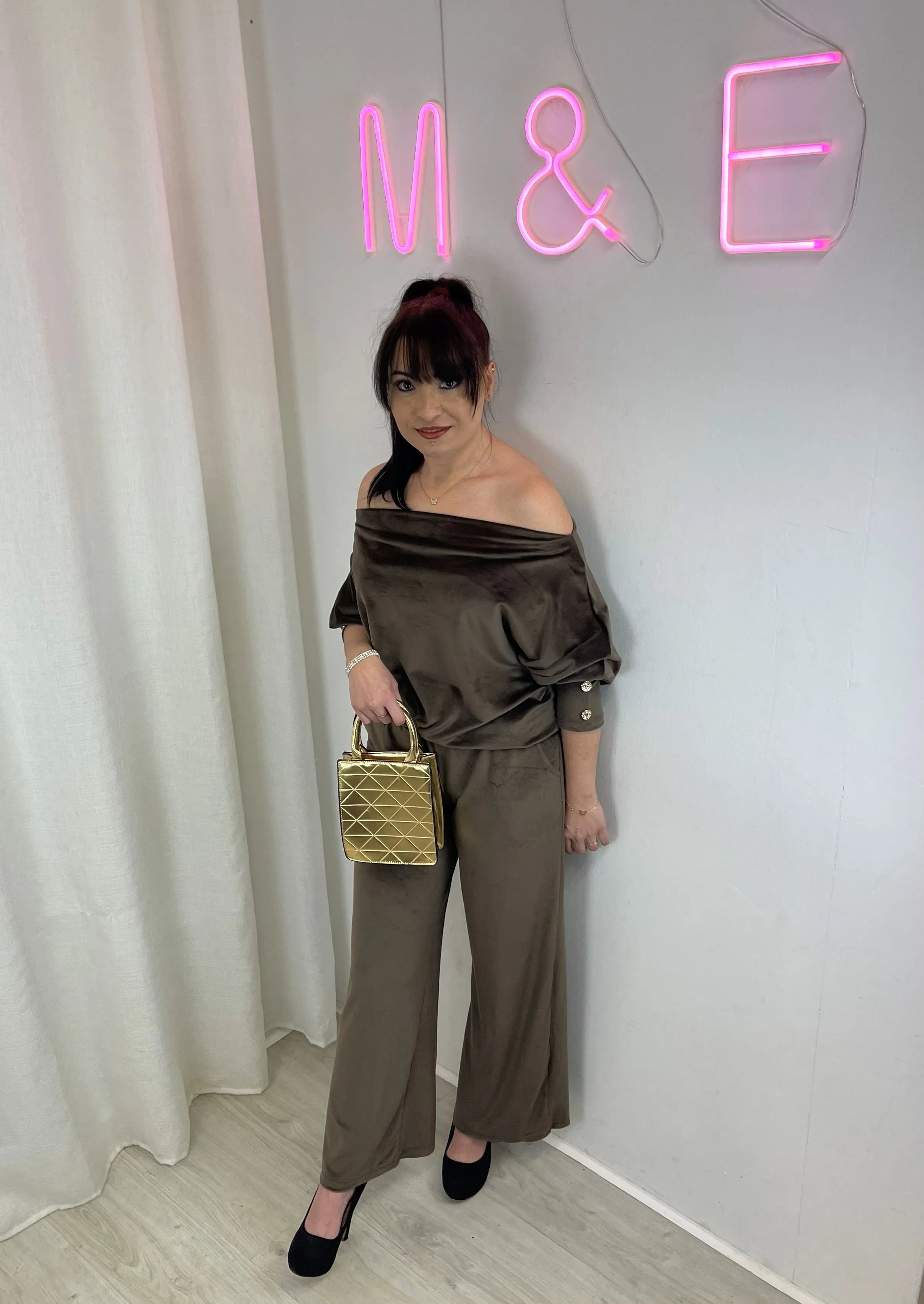 Conjunto de terciopelo elegante para mujer – Talla única – Disponible en 3 colores