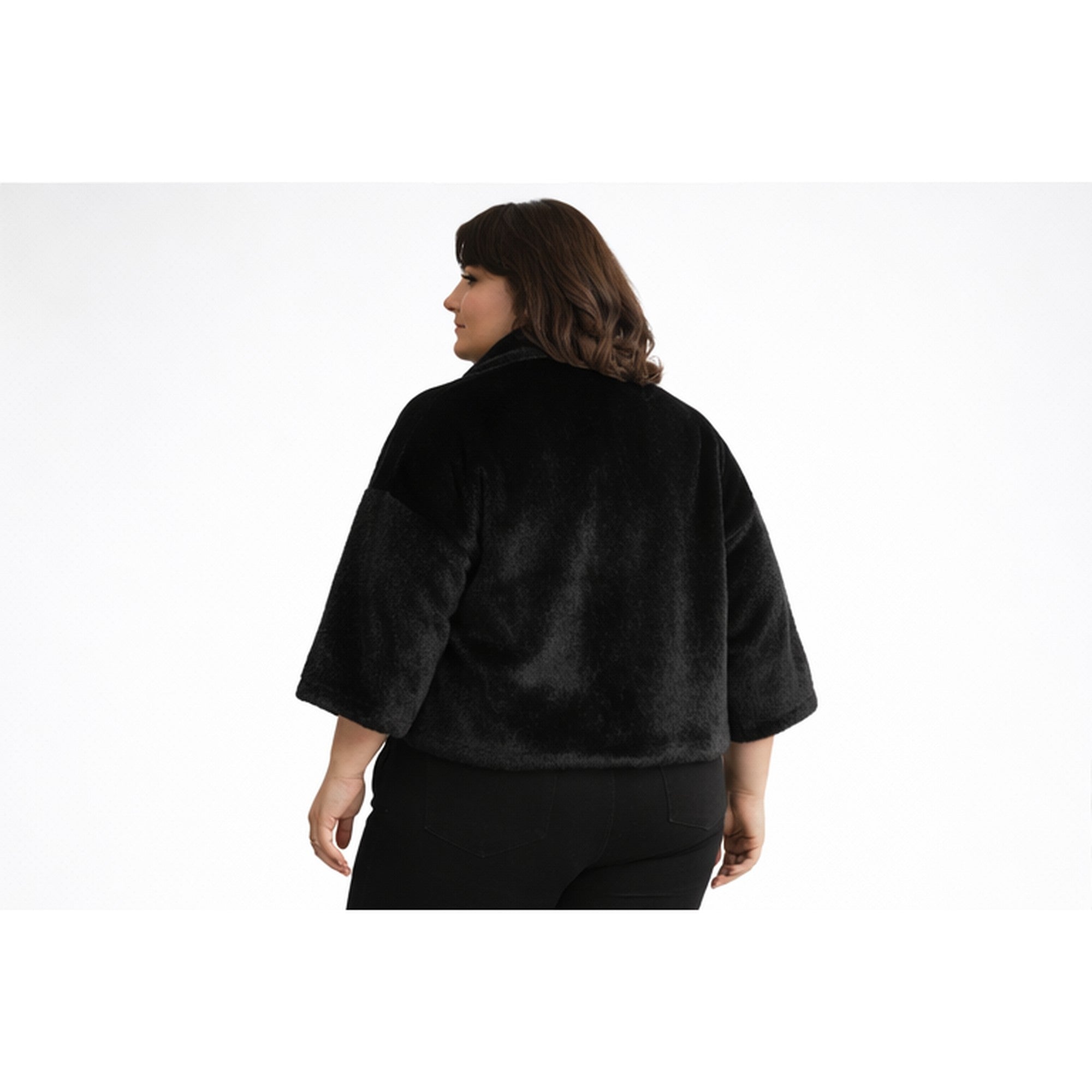 Chaqueta corta de pelo suave negra mujer, manga 3/4
