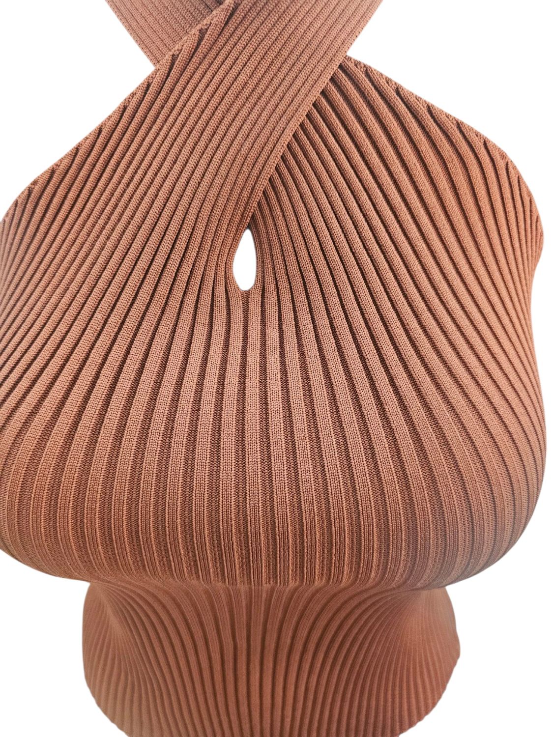 Top halter canalé mujer marrón cruzado escote elegante verano talla única sin mangas tejido elástico moderno juvenil fiesta casual básico poliéster tendencia 2025